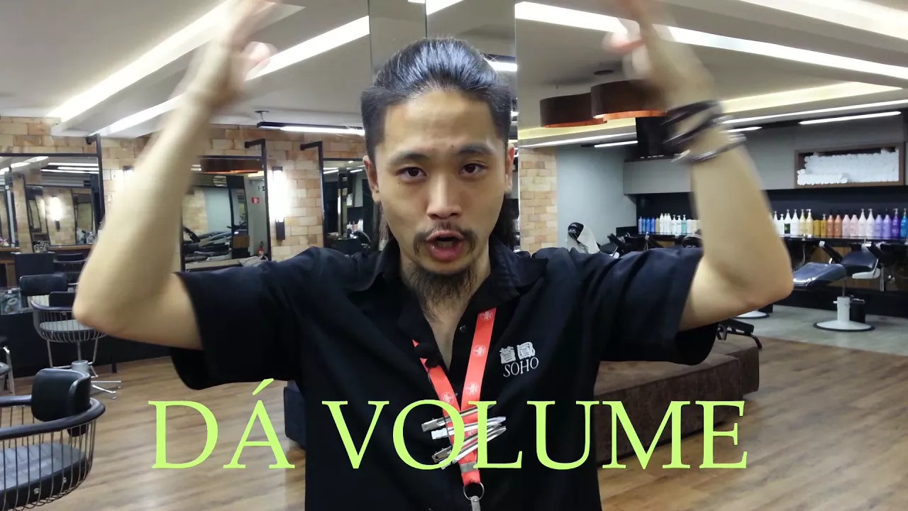 Imagem video aula bruno kotama cabeleireiro quando usar pomada ou gel para cabelo bruno kotama.webp